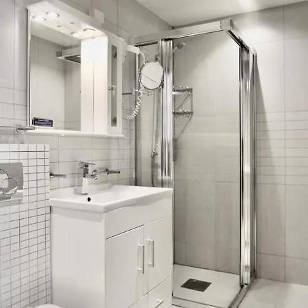 Super Hotel, 3* Oslo